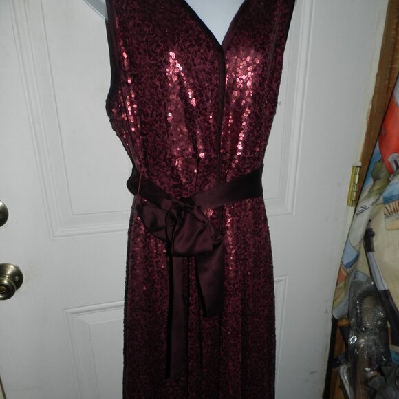 Isabel Toledo for LB sleeveless V-neck high-low wine sequin maxi NWT/🆕⌚📦🏃💨🚚 - Picture 14 of 16